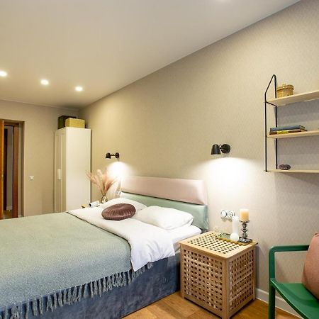 Luxury Apartment With 2 Bedrooms In The City Center Миколаїв Екстер'єр фото
