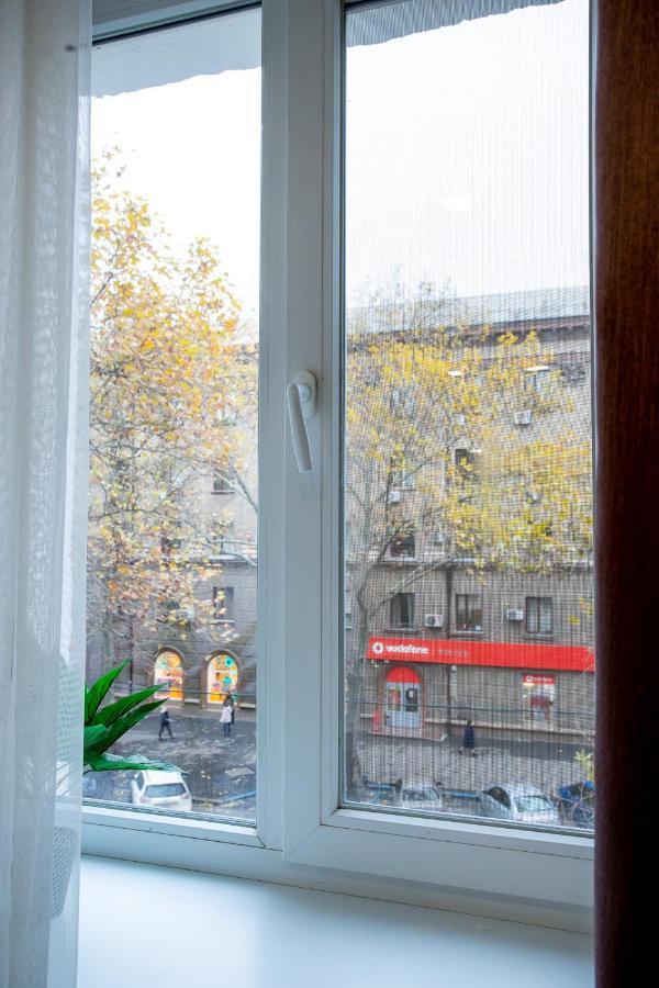 Luxury Apartment With 2 Bedrooms In The City Center Миколаїв Екстер'єр фото