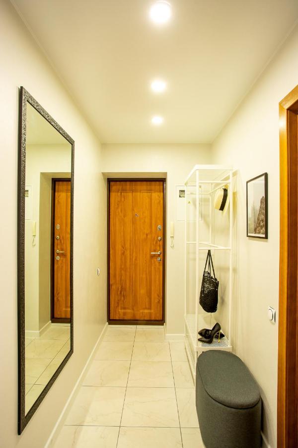 Luxury Apartment With 2 Bedrooms In The City Center Миколаїв Екстер'єр фото